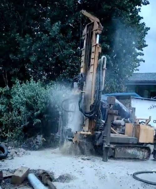 杜集区钻岩石井